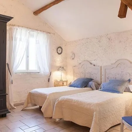 לינה וארוחת בוקר Proche De St Emilion Chambres D'hotes Avec Petit Dejeuner *