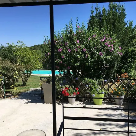 לינה וארוחת בוקר Proche De St Emilion Chambres D'hotes Avec Petit Dejeuner *